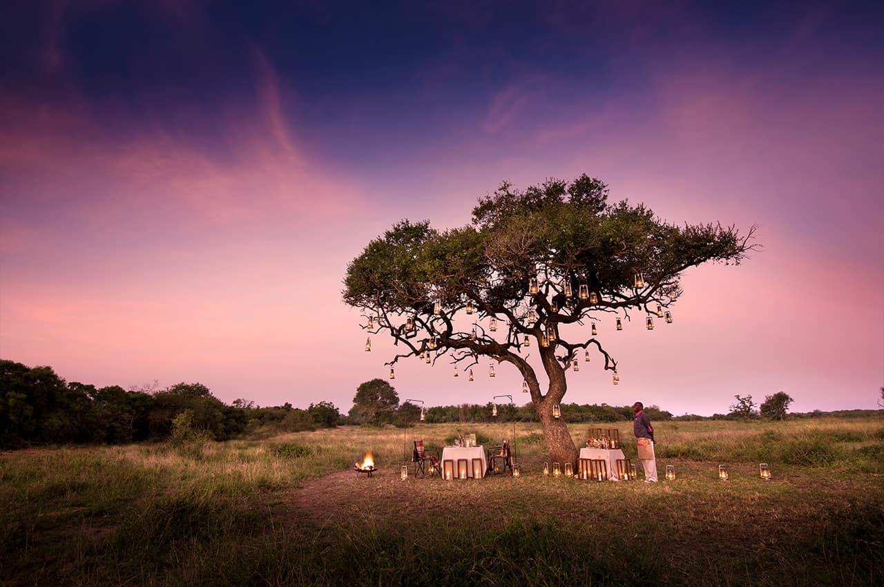 africadosul-reserva-phinda-andbeyond-phindarocklodge-jantar-pordosol