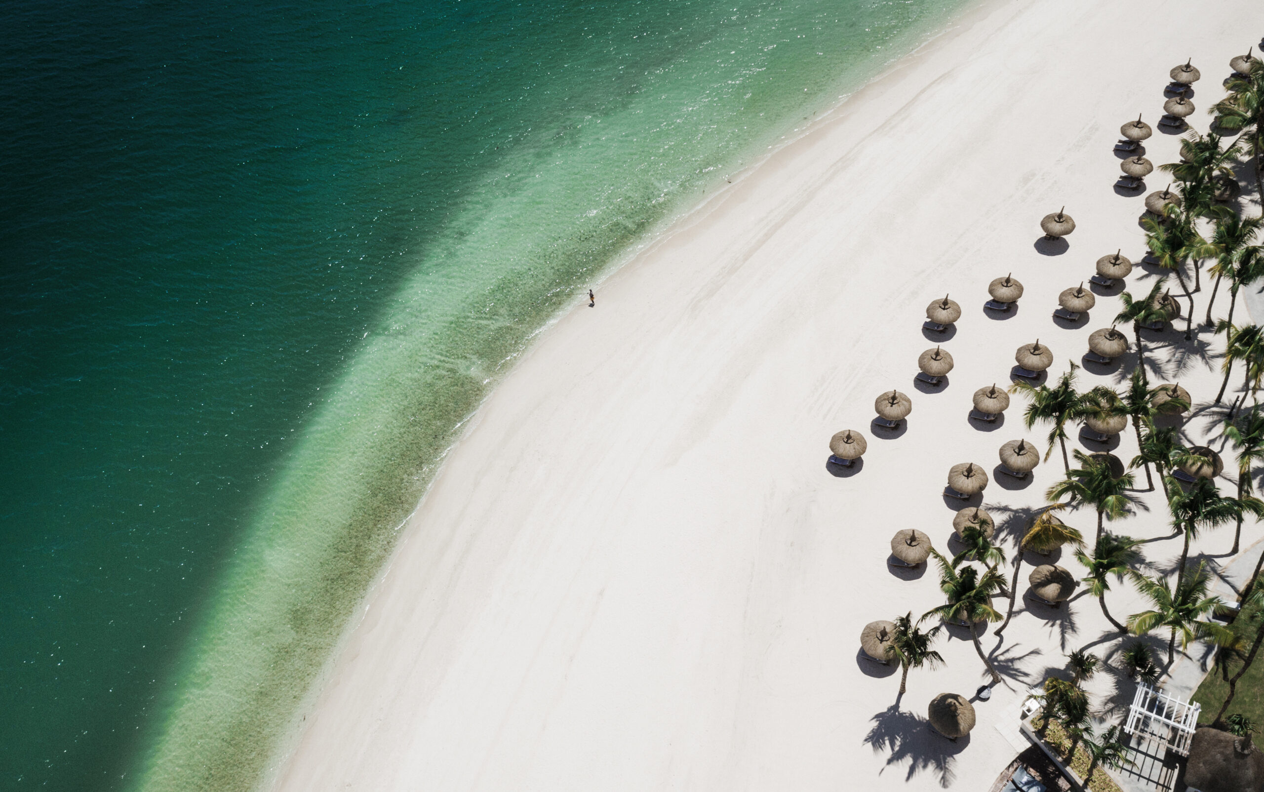 OO_LeSaintGéran_Beach_Aerial_View