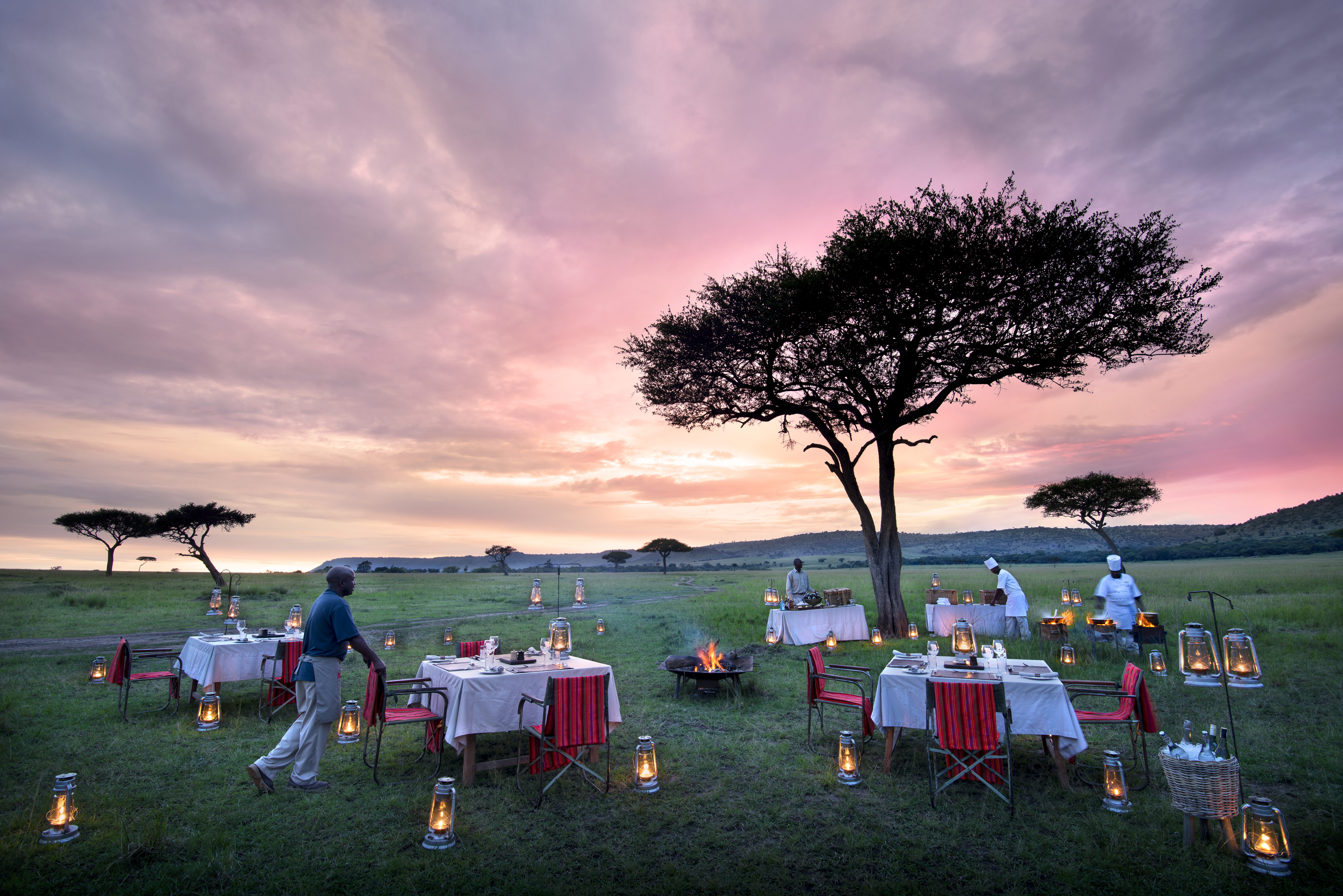 Kenya-Bateleur-Camp-Guests-Delight-Bush-dining