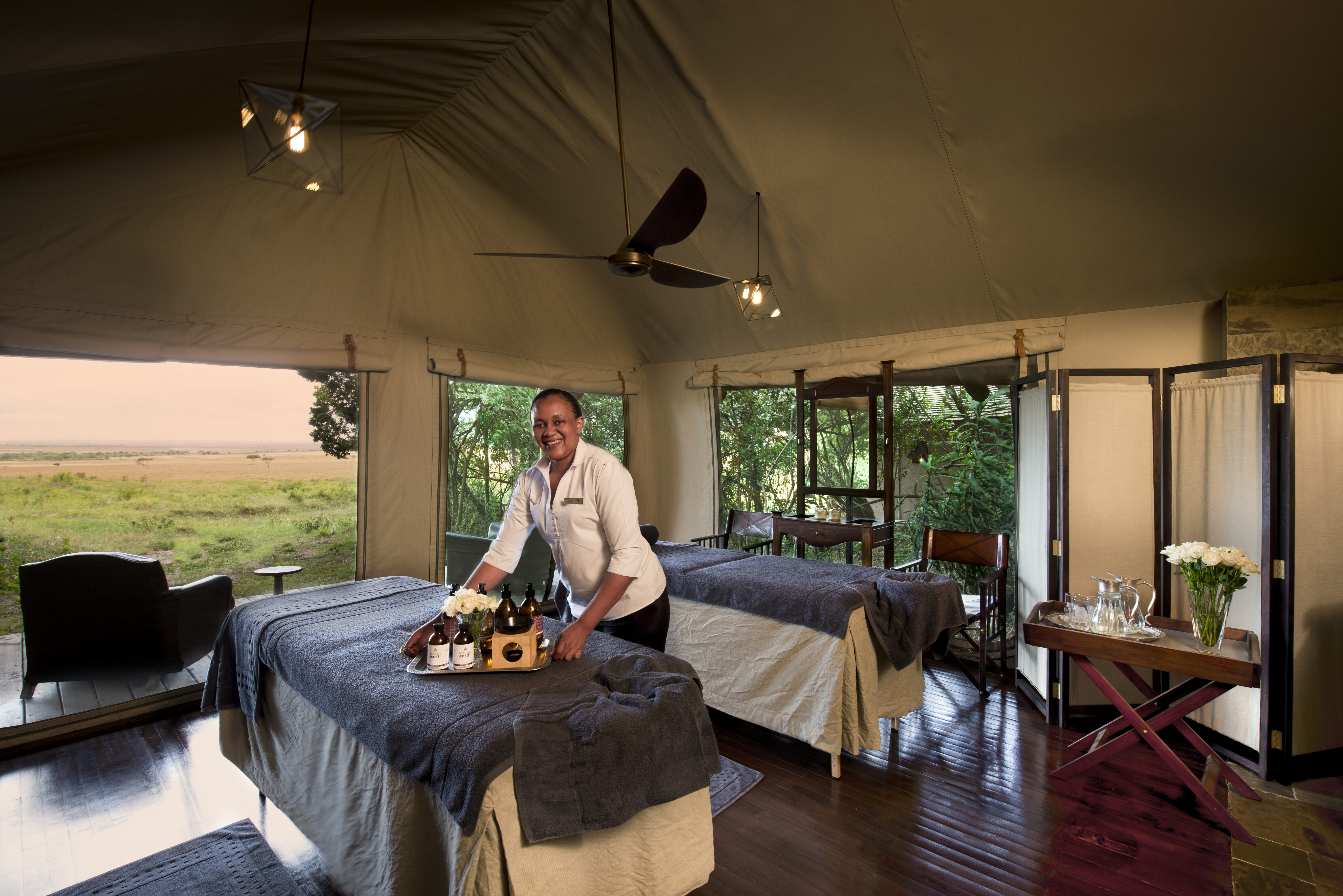 Kenya-Bateleur-Camp-South-Camp-Guest-Area-Massage-with-masseuse