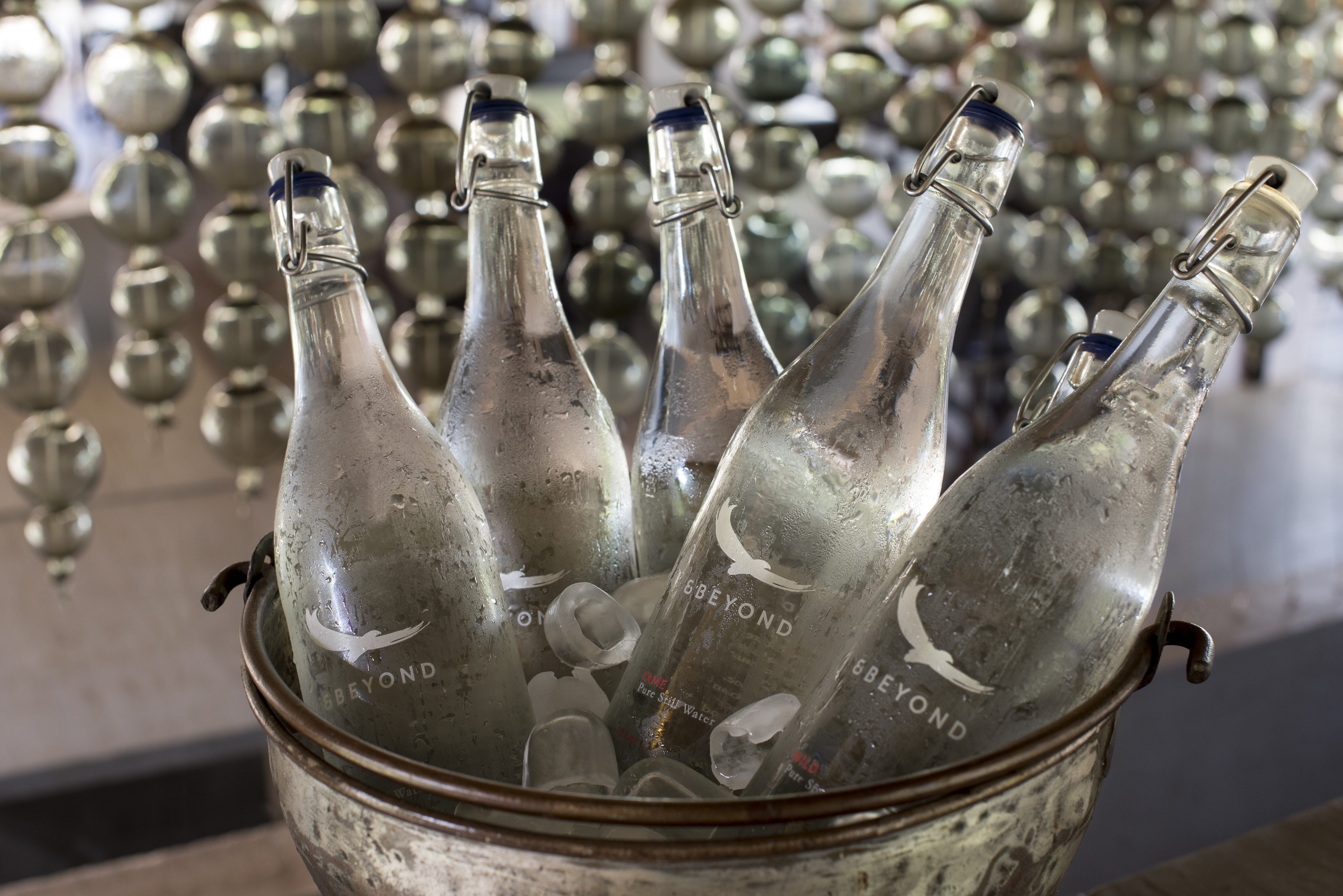 Kenya-Bateleur-Camp-Sustainability-Glass-bottles-zero-plastic